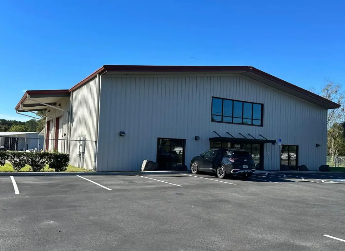Agua Pools Ocala Display Center Exterior and Parking Lot