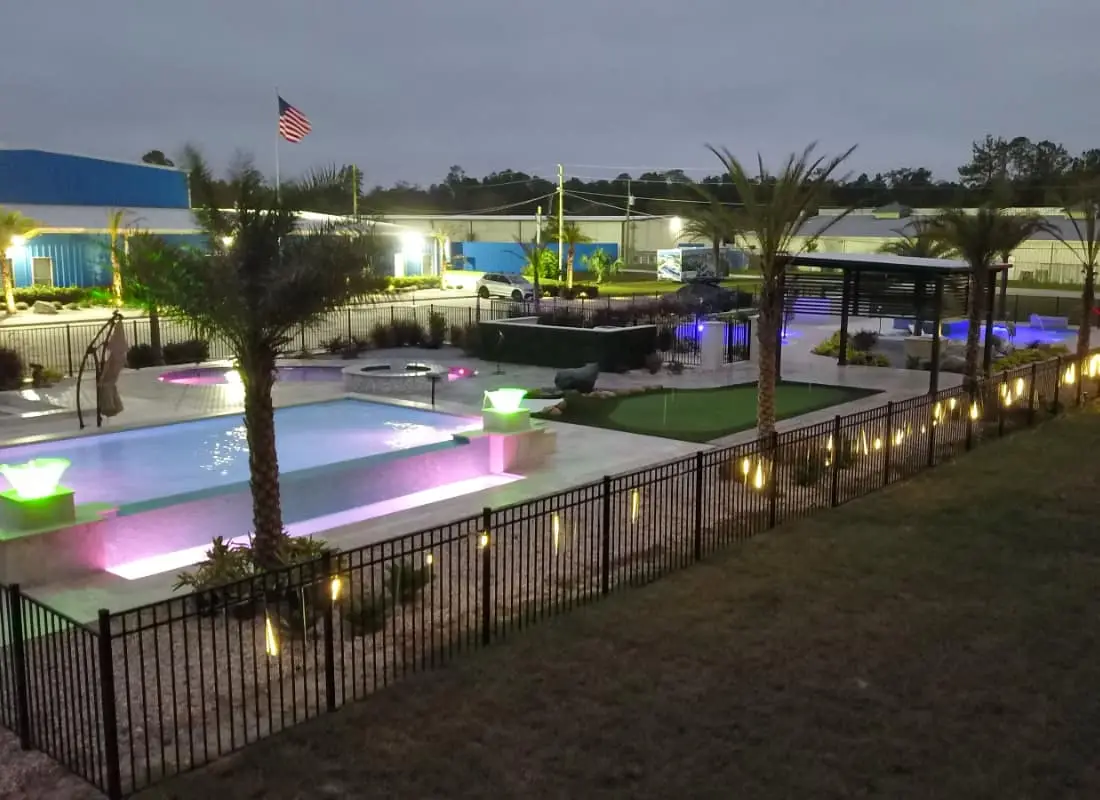 Exterior of Agua Pools St. Johns Display Center Showroom