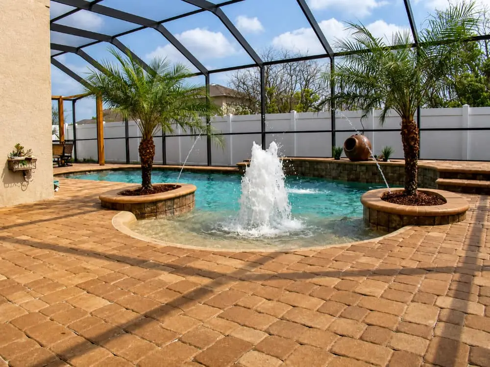 gallery pool deck, pool, bubbler in sun shelf, deck jets and pool screen enclosure